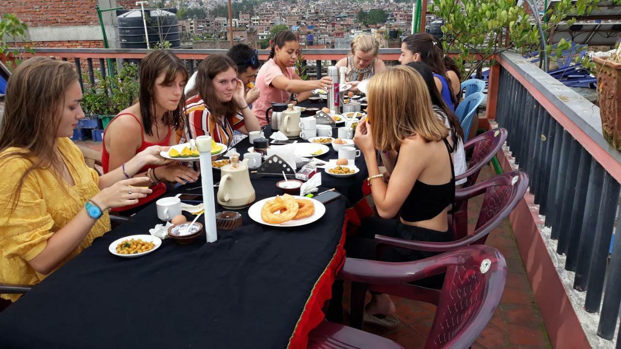 באקטפור Subha Guest House מראה חיצוני תמונה